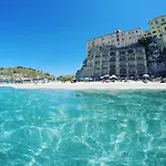 Residenza San Michele 트로페아