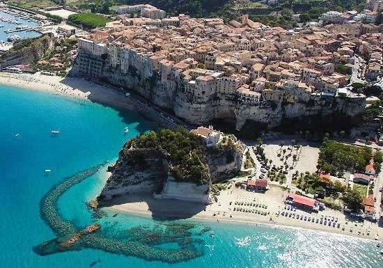 בית נופש Residenza San Michele טרופאה