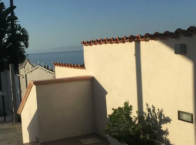 Residenza San Michele * טרופאה